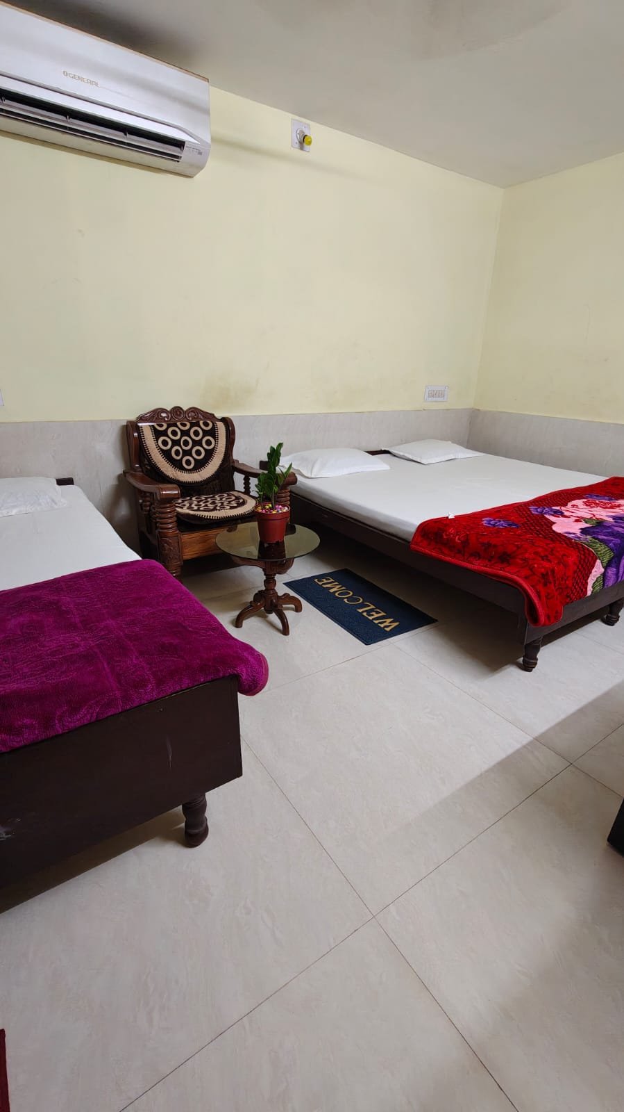 Double Bed AC Room